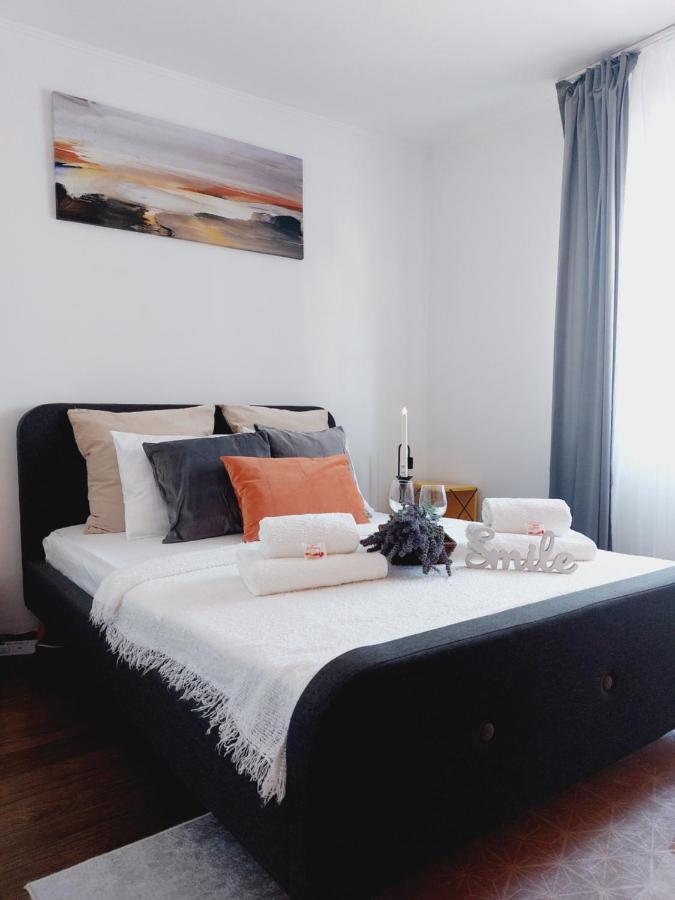 Cozy Apartment In The Center Of Bukurešť Exteriér fotografie